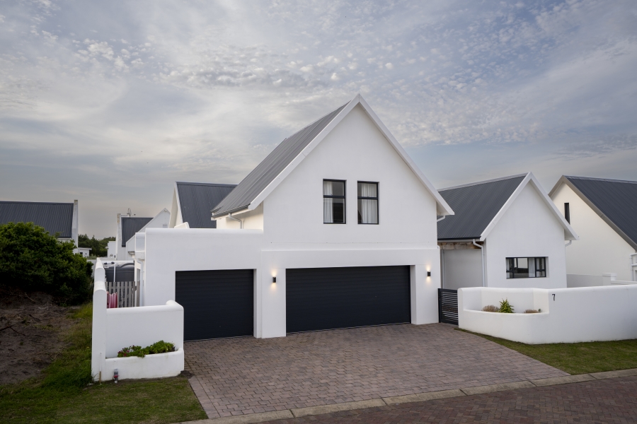 4 Bedroom Property for Sale in St Francis Links Eastern Cape